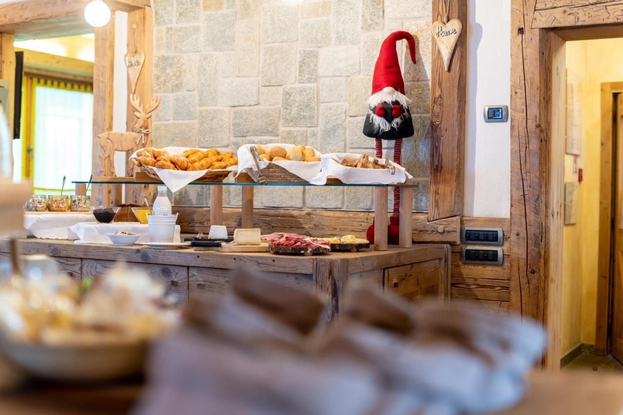 Hotel Alegra リヴィーニョ エクステリア 写真