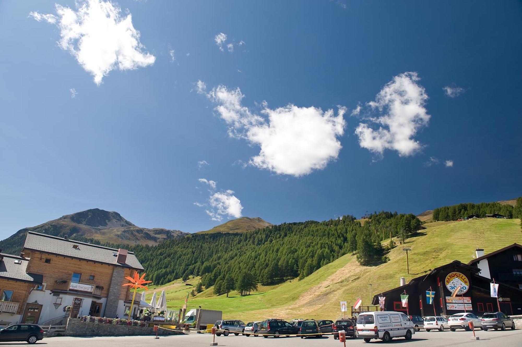 Hotel Alegra リヴィーニョ エクステリア 写真